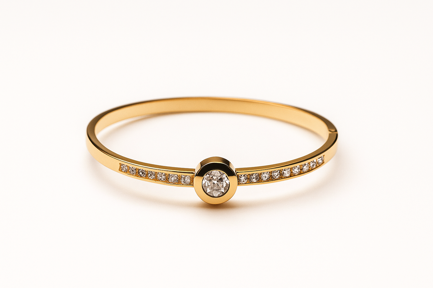 Diamond Crown - Ladilac Anti-Tarnish Bangle